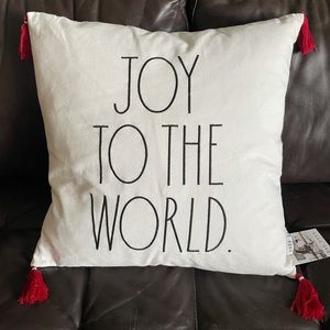 NWT Rae Dunn                                           JOY TO THE WORLD Pillow